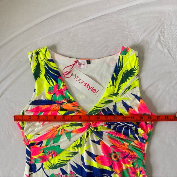 BNWT floral maxi dress UK size 12 halter neck - Picture 3 of 8